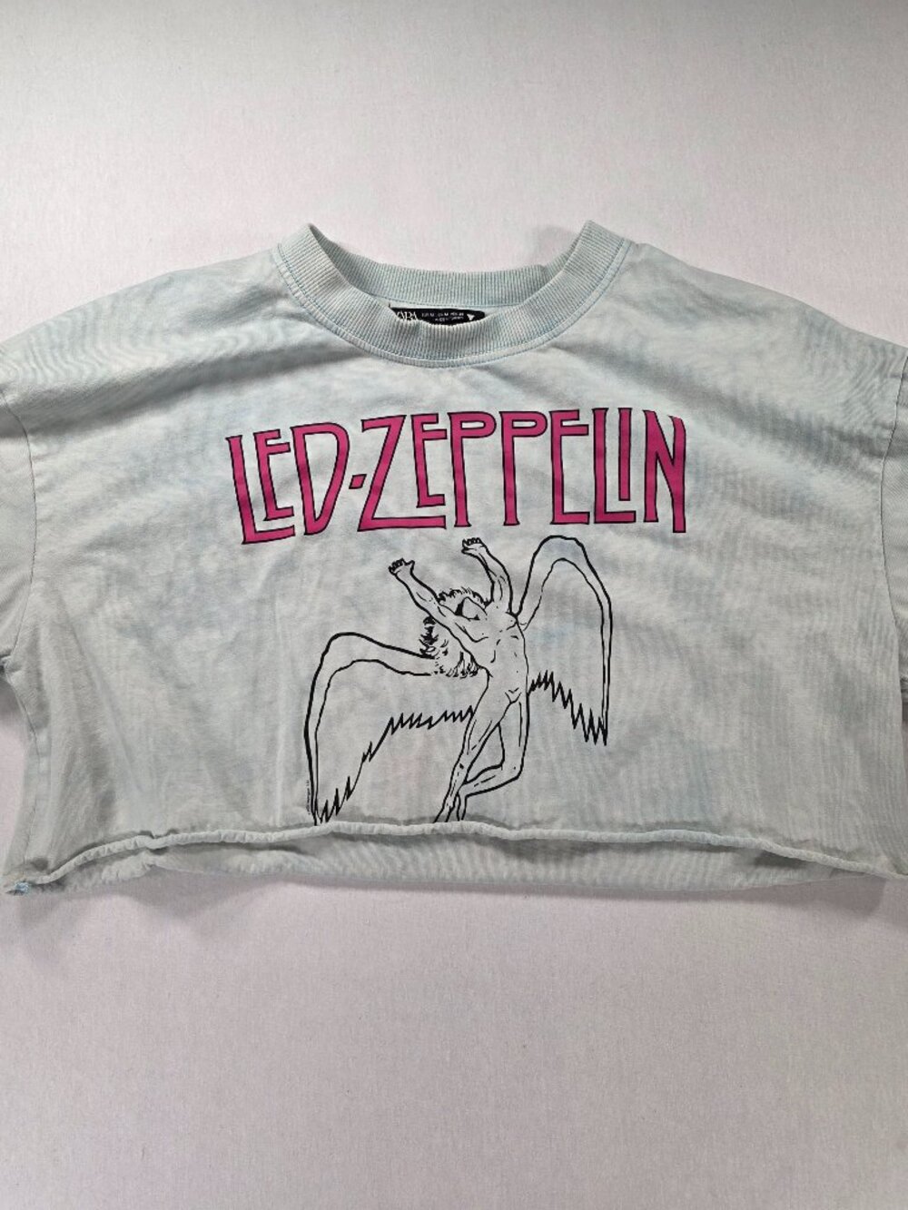 Led Zeppelin Cropped Short Sleeve Official T-Shirt Size M (Tub 23 #707 Jun TB4)